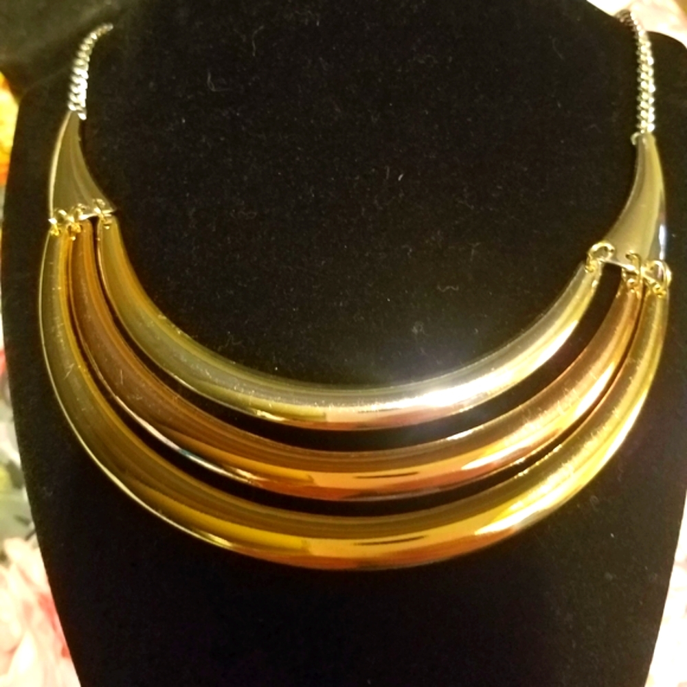 Tri Color Necklace